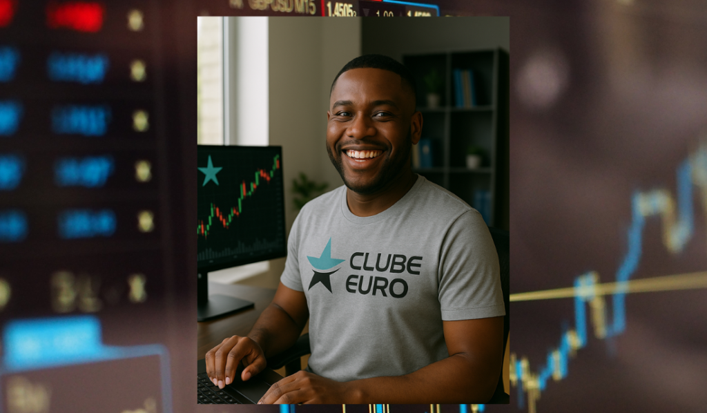 Homem sorridente usando camiseta do Clube Euro